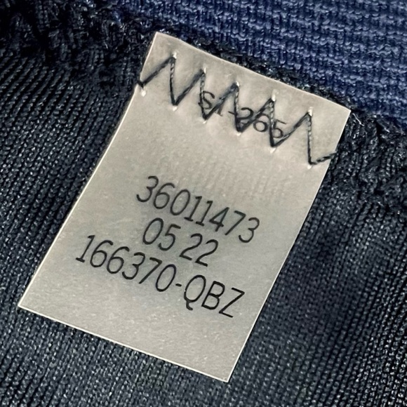 VICTORIA’S SECRET • Navy Blue Scallop Trim One Shoulder One-Piece Swim Dress - Picture 14 of 16